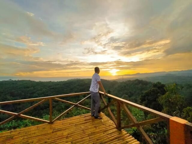 pemandangan Bukit Durian Sagara Sukabumi