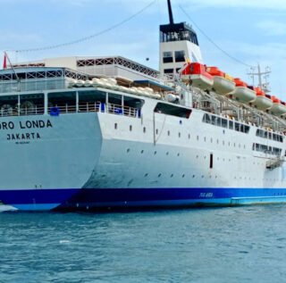 Kapal Dari Makassar ke Ternate