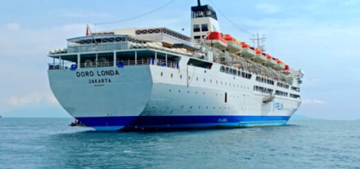 Kapal Dari Makassar ke Ternate