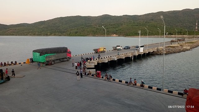 Pelabuhan Wae Kelambu