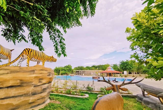 Pelangi Water Park Km 8 Timika