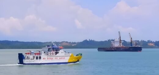 Kapal KMP Julung-Julung