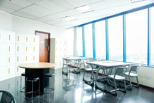 Graha Office di Surabaya