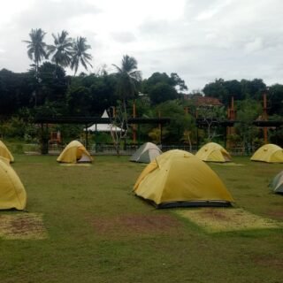 Camping di Lubana Sengkol