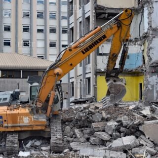 Jasa Bongkar Rumah di Jakarta