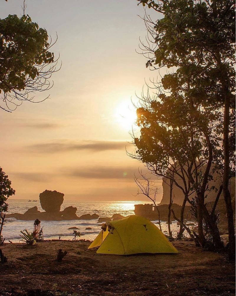 Pantai Watu Lepek