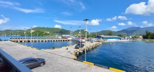 Pelabuhan Serui Yapen