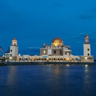 Masjid Terapung Darul Irsyad Al Muhajirin