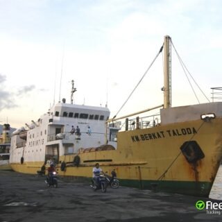KM berkat Taloda singgah di pelabuhan
