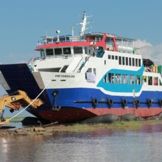 Kapal KMP Pangkilang