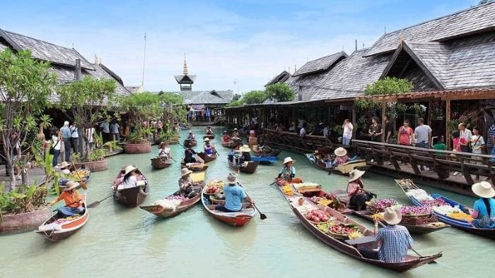 Pasar Terapung Pattaya - Photo by befreetour