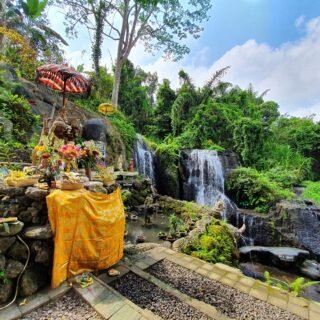Wisata Taman Beji Griya Waterfall Bali