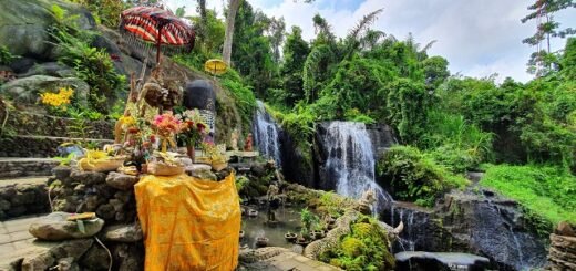 Wisata Taman Beji Griya Waterfall Bali