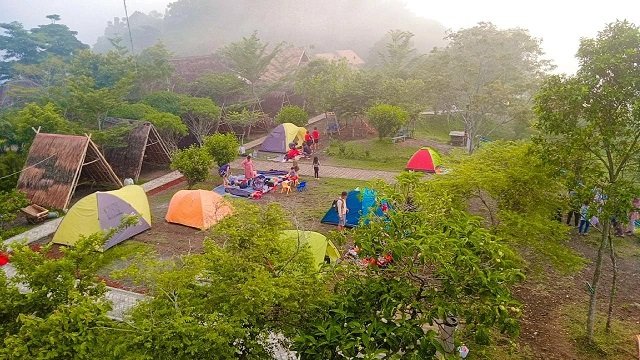 Biaya Camp Di Bukit Dago Parung Panjang Dan Fasilitasnya Kata Omed