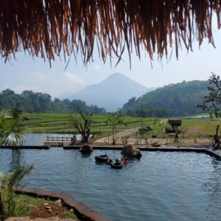 Objek Wisata Sawah Sumber Gempong
