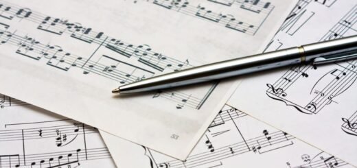 Lagu Religi Paling Terkenal di Indonesia - Photo by Superlive