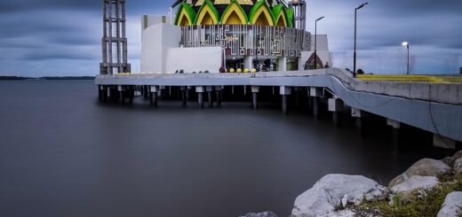 Masjid Terapung Habibie Parepare