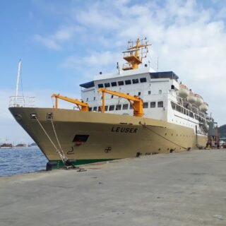 kapal pelni KM Leuser