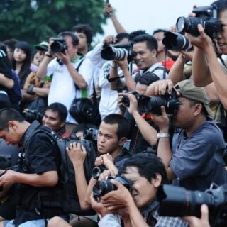 Komunitas Foto di Indonesia - Photo by Google