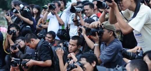 Komunitas Foto di Indonesia - Photo by Google