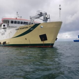 Kapal Dari Bitung ke Miangas