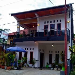 The Sanduk Homestay.