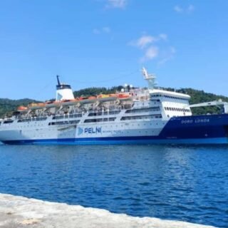 Kapal Dorolonda Dari Ternate - Baubau