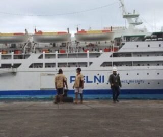 kapal pelni dobonsolo