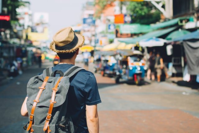Barang Yang Wajib Dibawa Saat Traveling