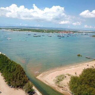 Pantai Mertasari di Bali