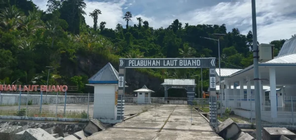 Pelabuhan Buano