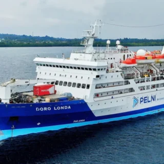 kapal Pelni Dari Sorong ke Palu