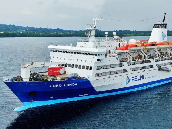 kapal Pelni Dari Sorong ke Palu