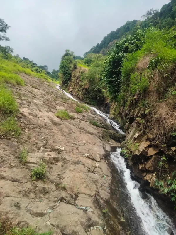 Air Terjun di kawasan Bukit Siregol