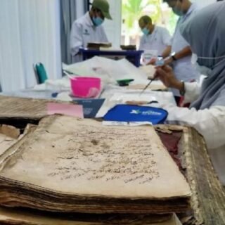 Daftar Kampus Jurusan Filologi di Indonesia - Photo by SINDOnews Edukasi