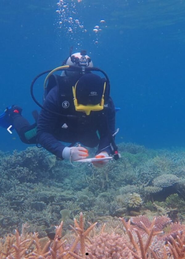 Mahasiswa Jurusan Ilmu Kelautan dan Perikanan UNHAS Makassar - Photo by Official Site