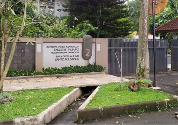 Universitas Jurusan Filsafat UNPAR - Photo by Official Site