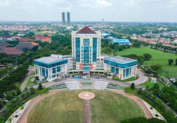 Universitas Negeri Surabaya Jurusan Musikologi - Photo by Official Site