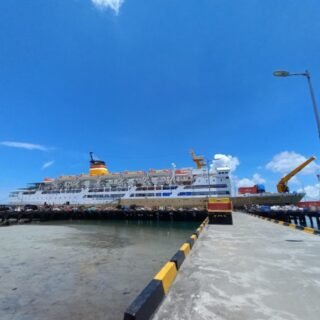 Kapal Pelni Dari Dobo