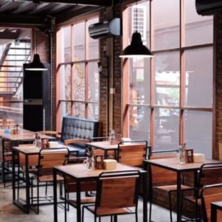 Jasa Desain Interior Cafe Semarang - Photo by Rukita