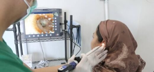 Cara Mengobati Sakit Telinga Sebelah Kanan - Photo by Kota Tangerang