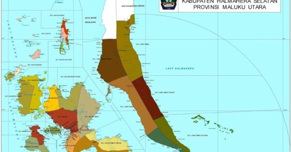 peta wilayah kepulauan di kabupaten halmahera selatan