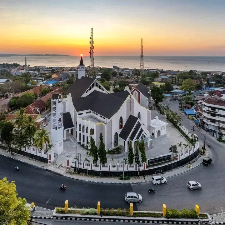 Katedral Keuskupan Agung Kupang
