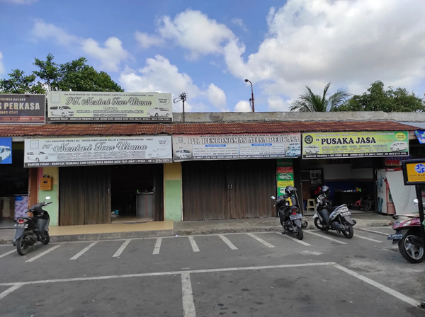 Travel di Terminal Lueng Bata