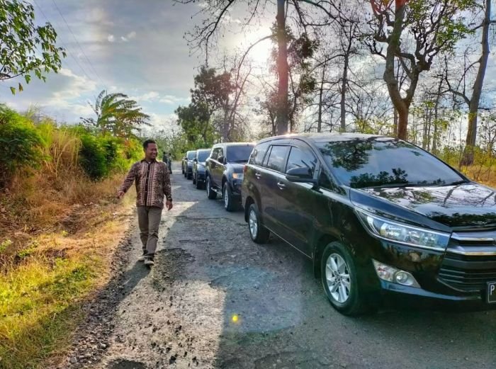 Fizu Holiday Layanan Sewa Mobil Murah di Banyuwangi Dengan Driver Profesional - Photo by Official Site