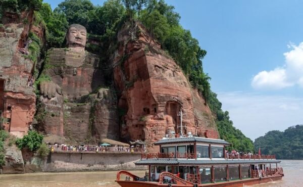 Mengunjungi Leshan Giant Buddha Dalam Itinerary Trip ke Chengdu - Photo by National Geographic Indonesia