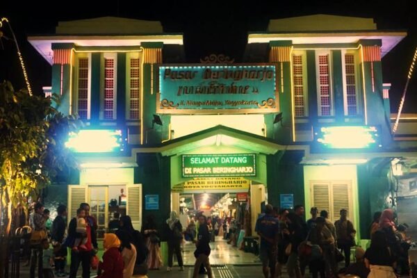Pasar Beringharjo Malam 