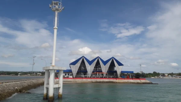 Pelabuhan Pangulubelo Wanci