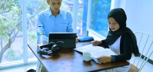 5 Program Beasiswa Paling Singkat dan Bisa Sambil Kerja - Photo by Google