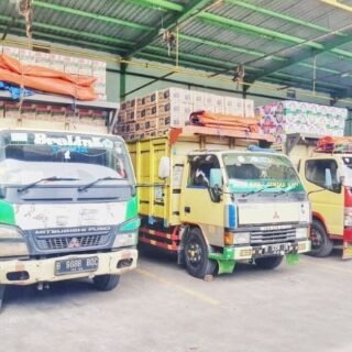 6 Jasa Kirim Barang ke Manokwari Yang Terpercaya - Photo by Yosua Logistik